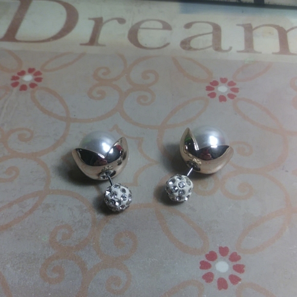 Dbl Ended Faux Pearl Earrings💗 - Picture 3 of 6